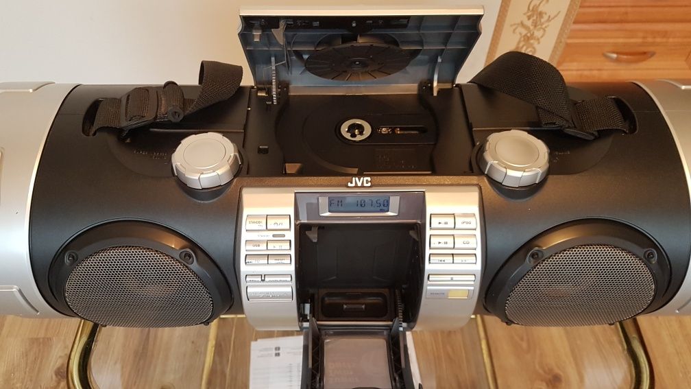 JVC Boombox RV-NB50 Usb iPod