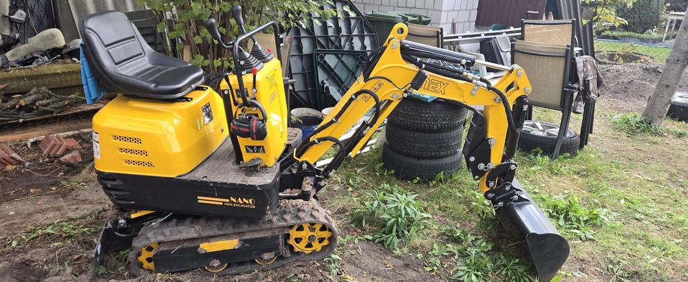 Usługi Mikrokoparką i Wywrotką Samozaładowczą