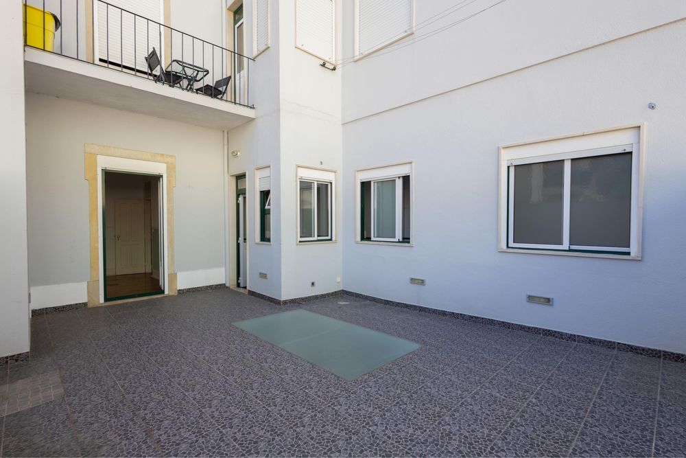 Arrendo T2/3 campo de ourique jardim da parada