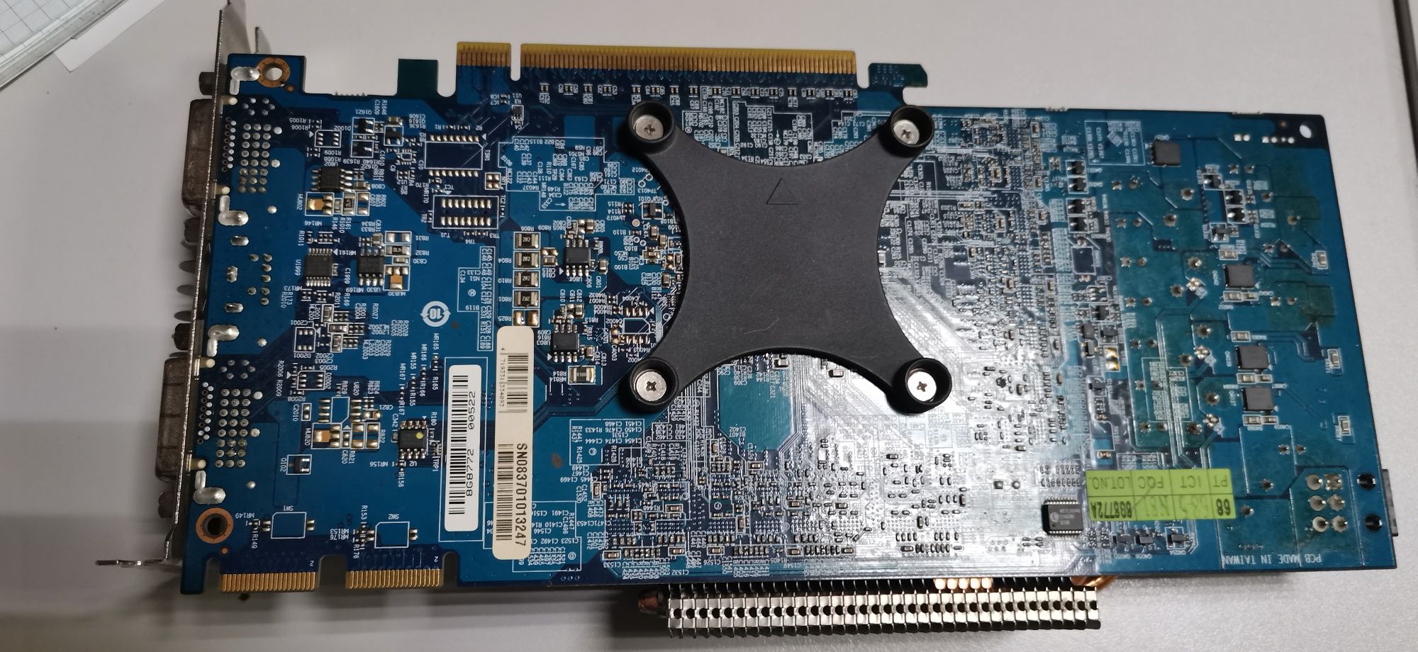 Видеокарта Radeon 4850 256bit
