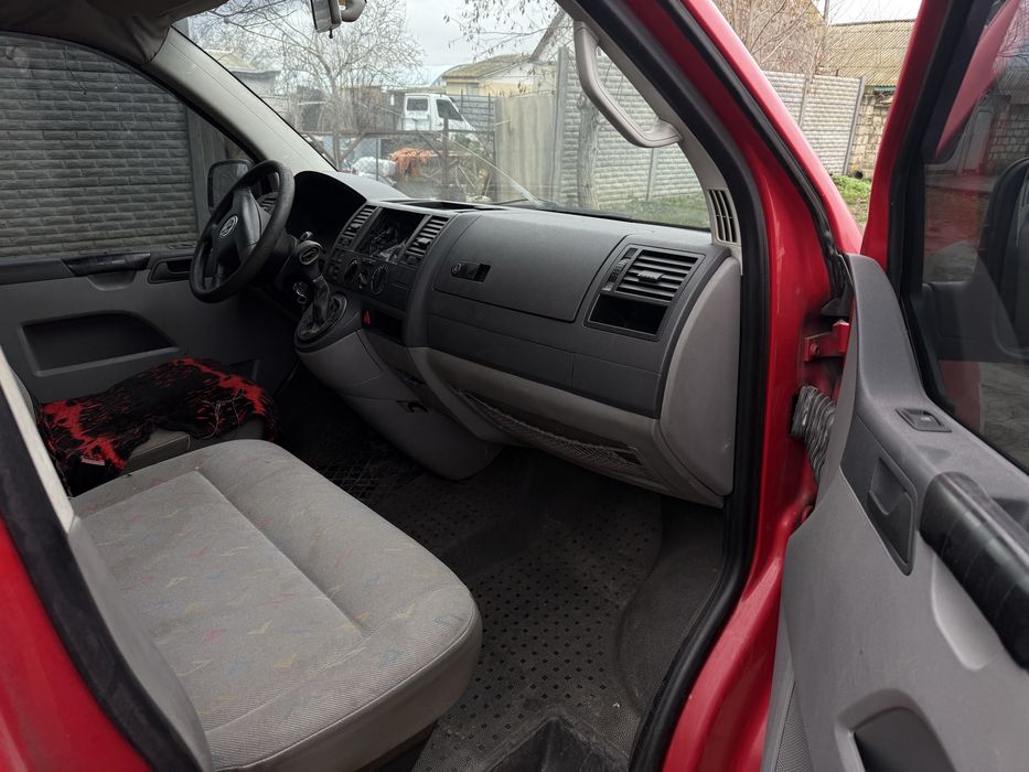 Volksvagen t5 2.5 дизель Автомат   Под ремонт головки