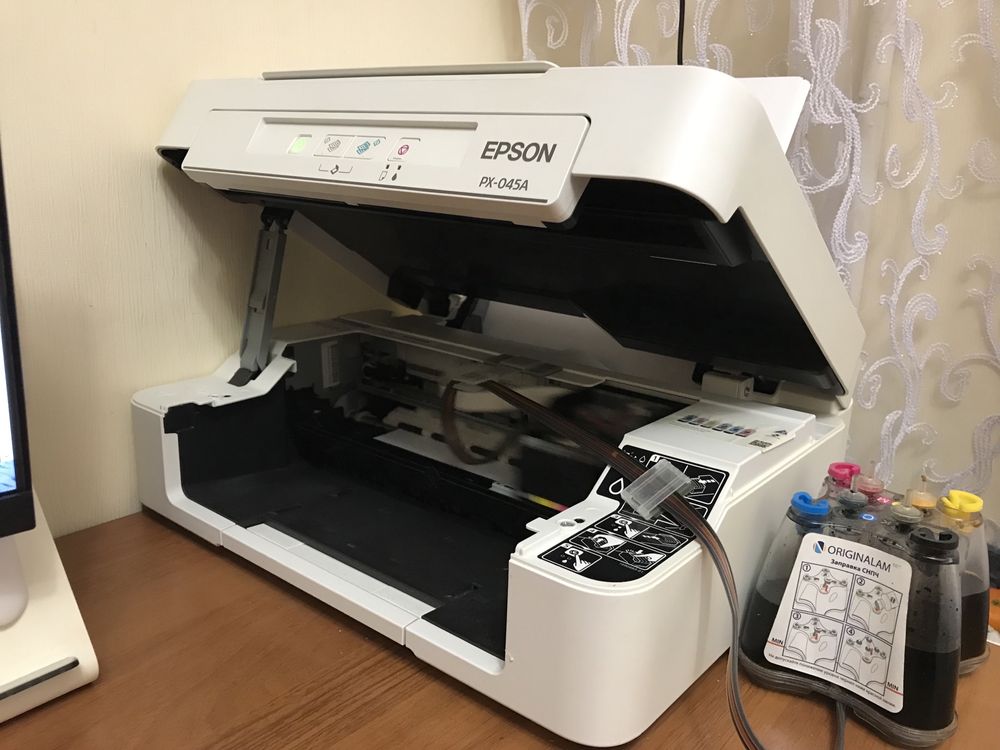 Принтер кольоровий epson px-045a білий