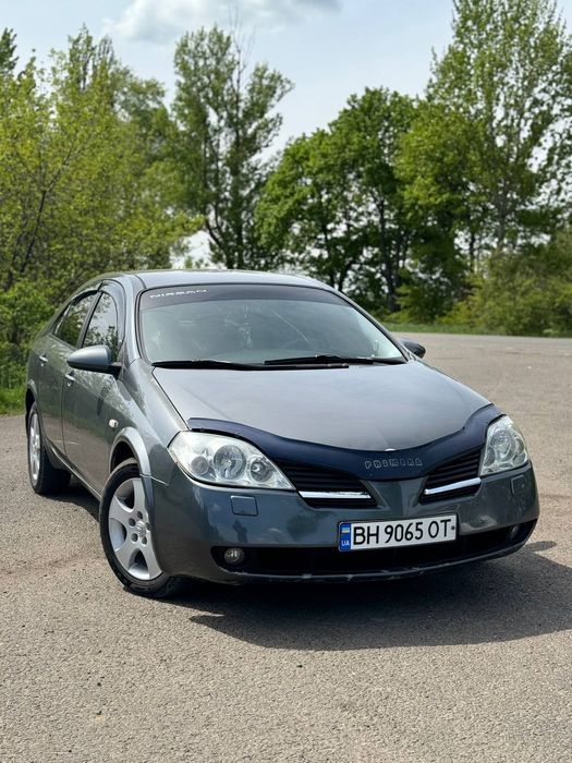 Nissan Primera седан