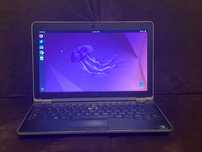 DELL E6220 (i5-2520M, 8GB RAM, 128 GB SSD) + stacja + 2 zasilacze