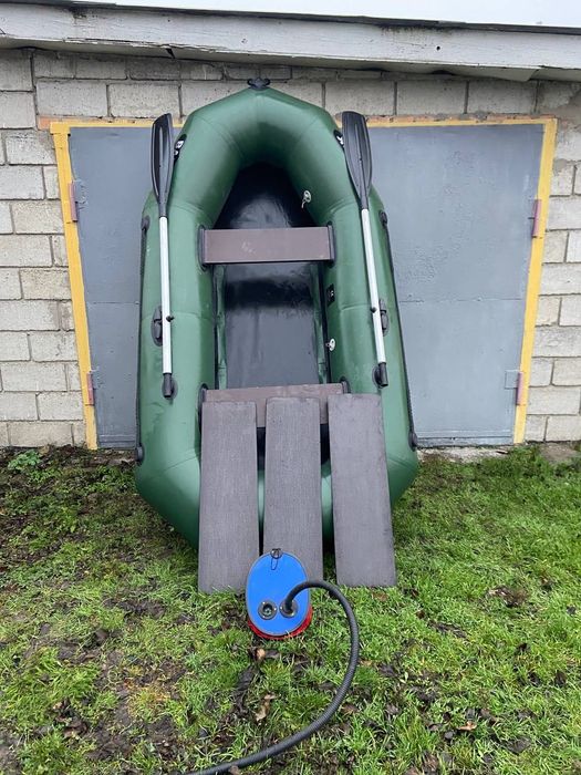 Продам лодку BARK