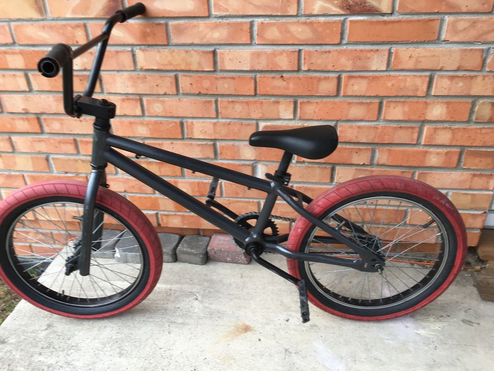 Rower BMX (opony Cult)