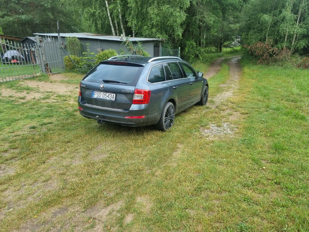 Skoda Octavia III laurin&klement 2.0 tdi automat webasto canton