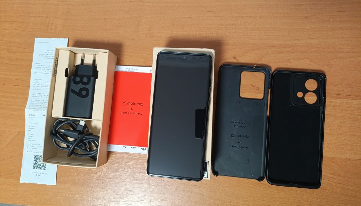 Motorola edge 40 neo 12/256
