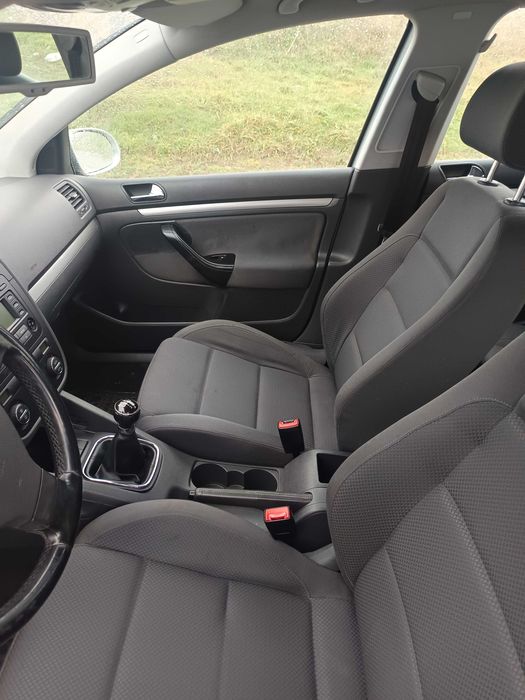 Фольксваген Гольф V продаж