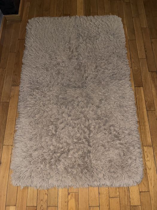 Dywan pudrowy róż antyposlizgowy