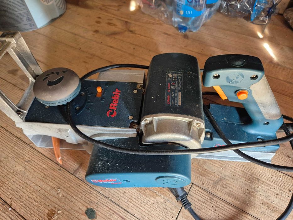 Strug Rebir IE 5708C + noże zapasowe