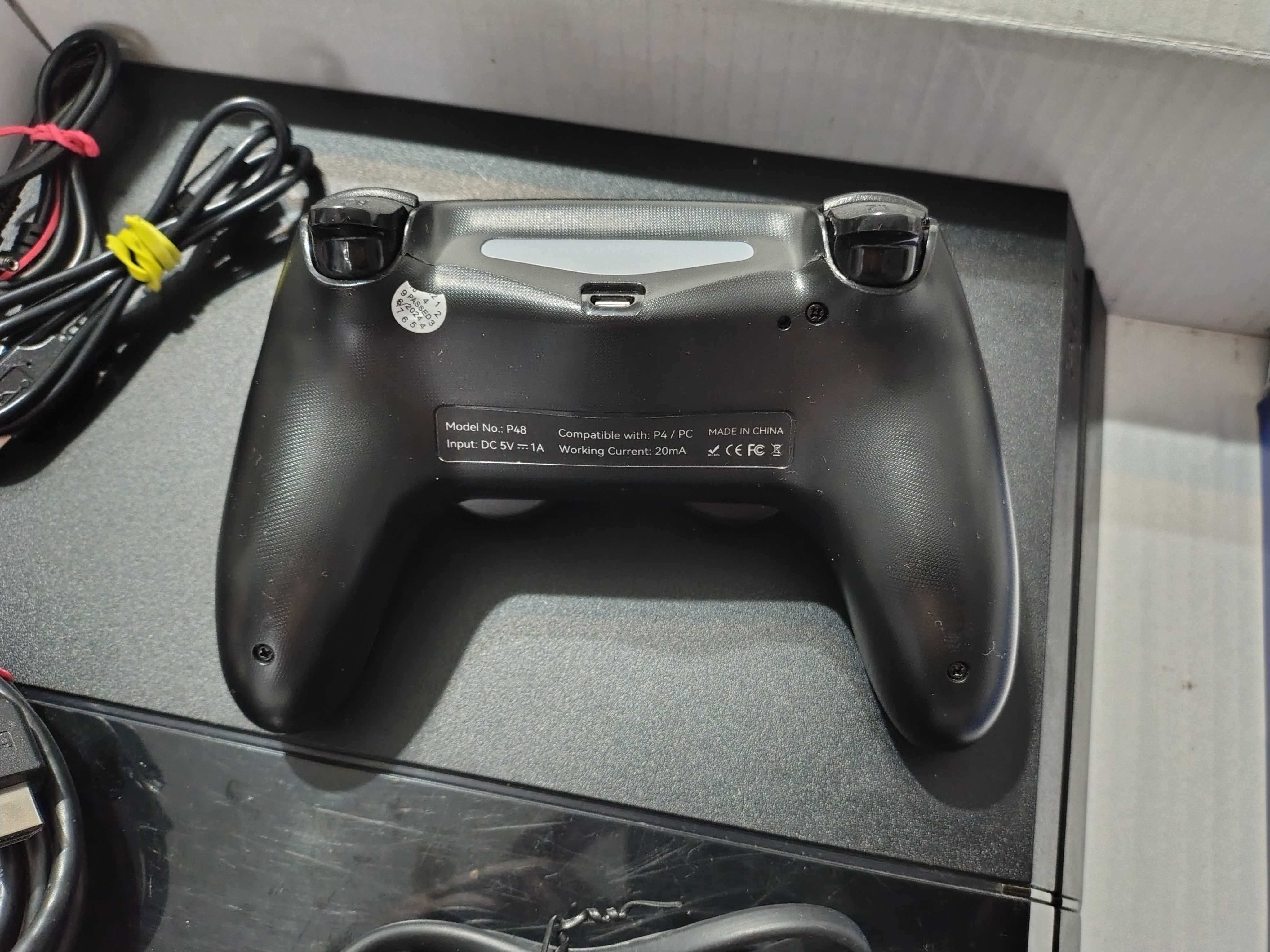 Konsola Sony PlayStation 4 500GB podstawka dodatkowe chłodzenie karton