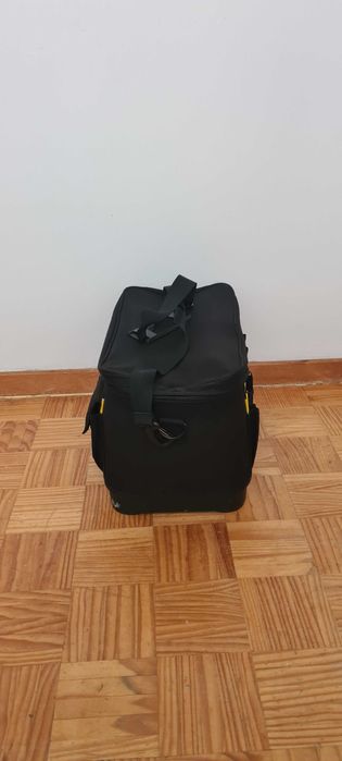 Bolsa para Ferramentas Stanley 23L – Resistente e Organizada