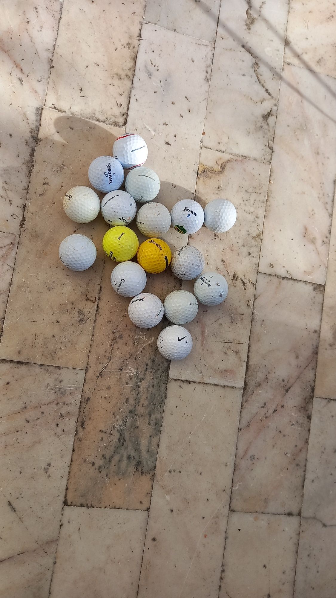 Bolas de golfe diversas marcas
