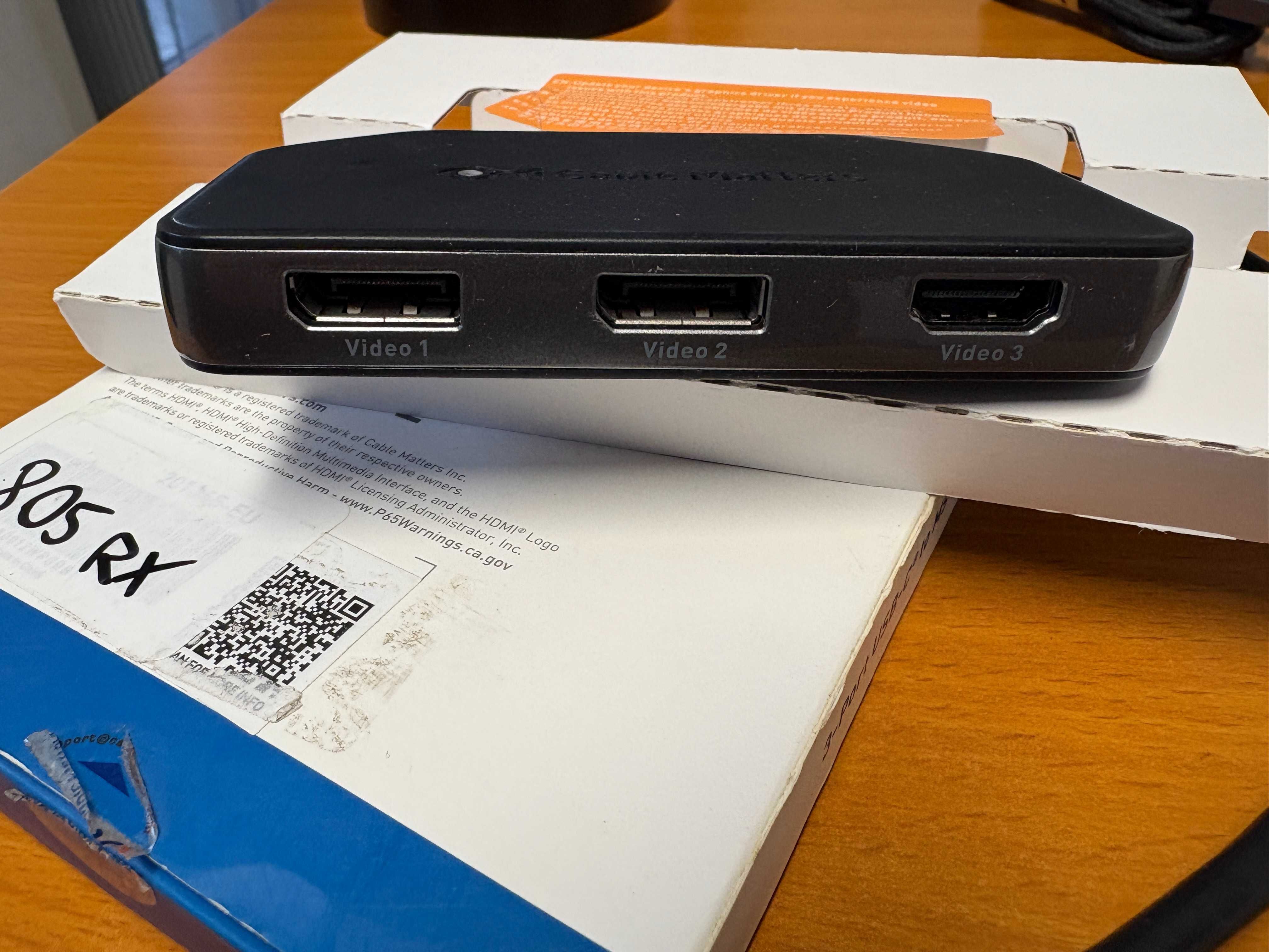 Hub Cable Matters 3 - port USB-B Multi-Monitor