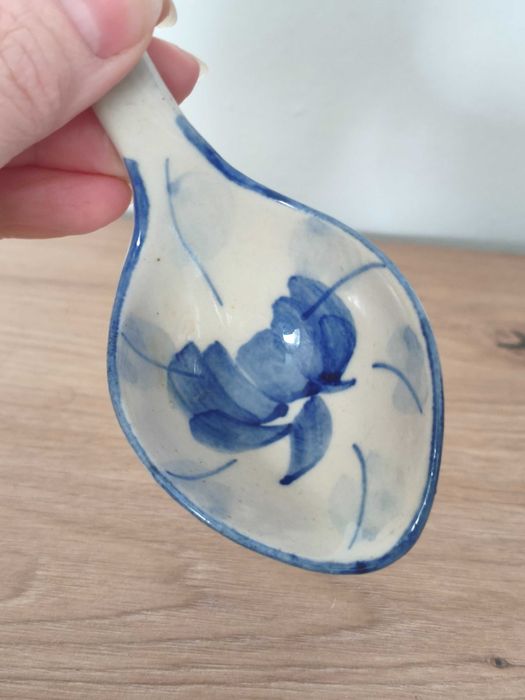 Łyżka wazowa ceramika Koło wzór kobalt