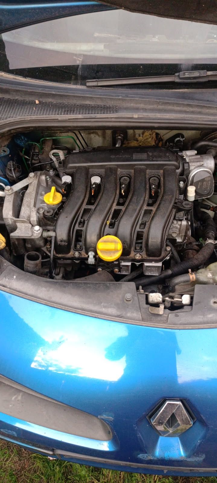 Silnik kompletny 1.4 16v k4j ładny stan .Clio Megane Modus scenic
