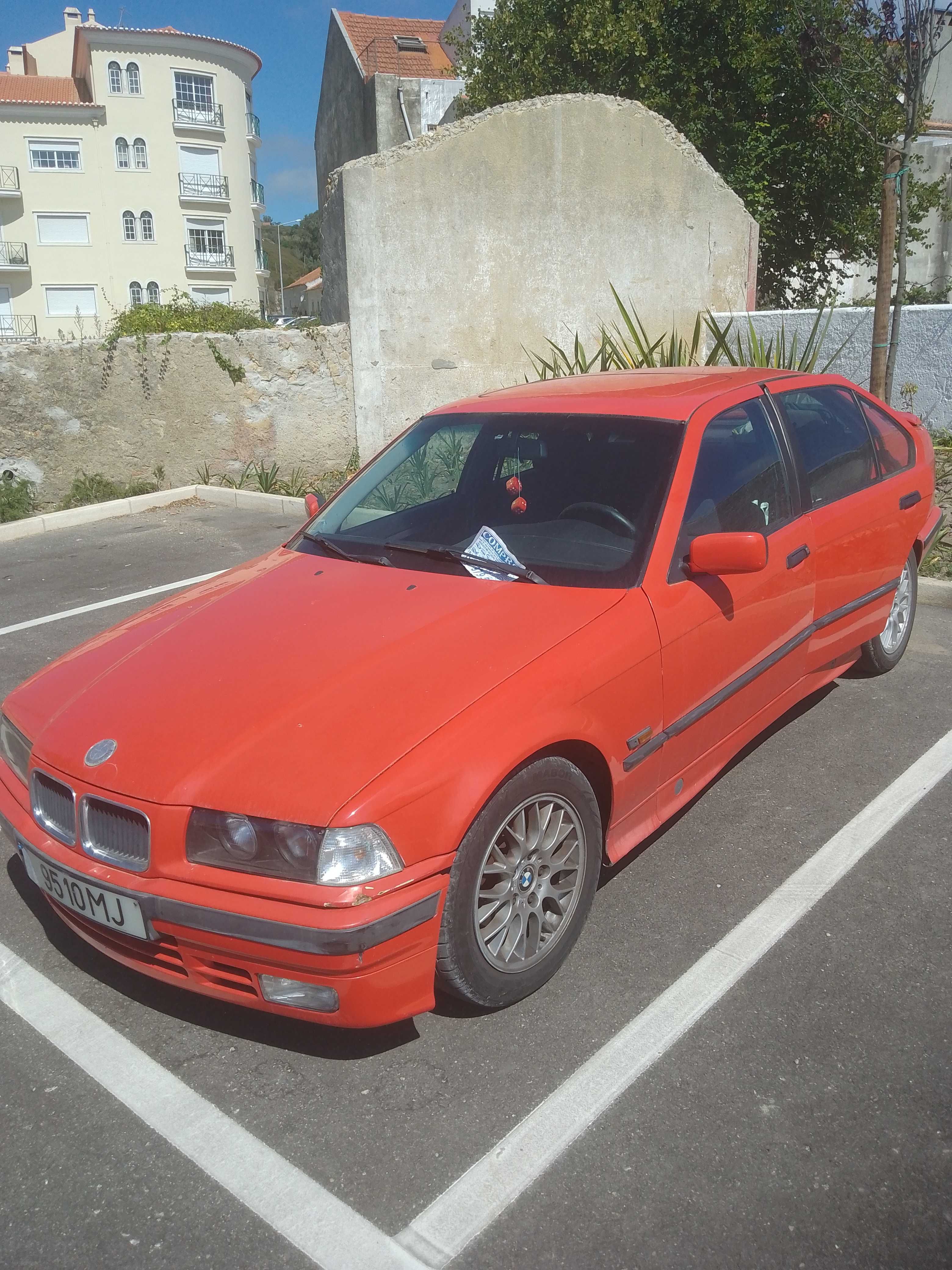 Vendo BMW 318 TDS 95 E36 ou troco por Renault Megane break carrinha.