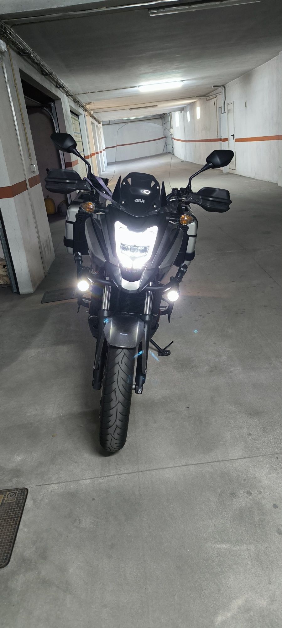 Vendo NC 750 X Dezembro 2017