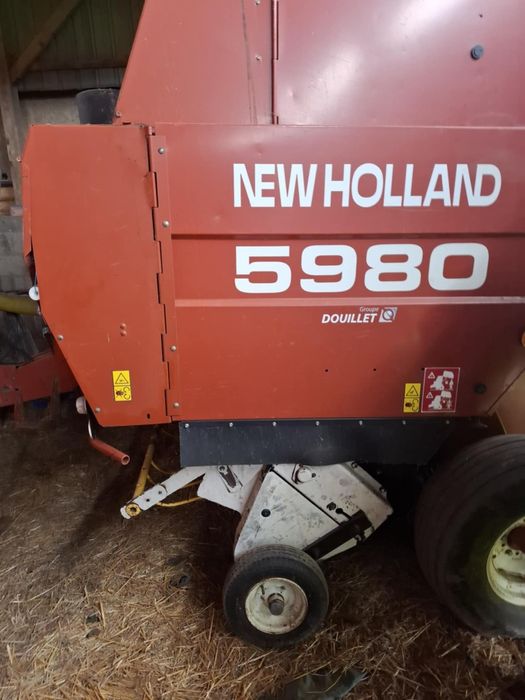 Prasy rolki New Holland 5980,654