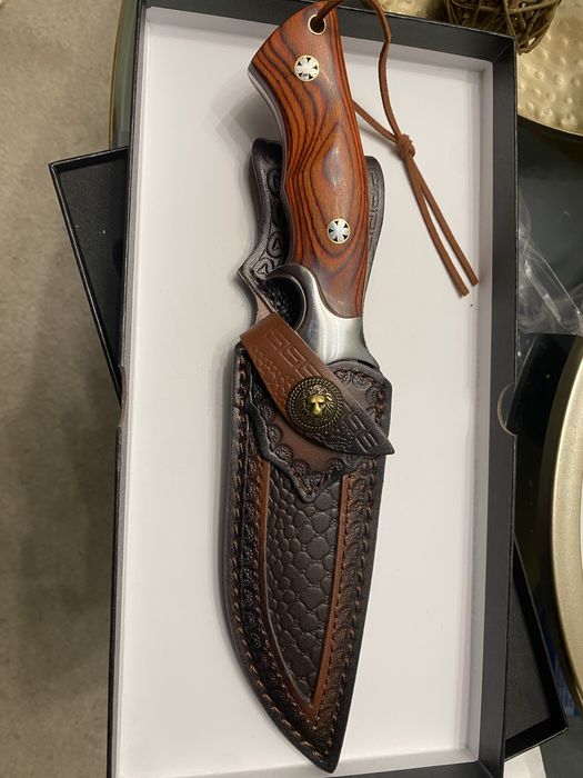 Faca de remate novas