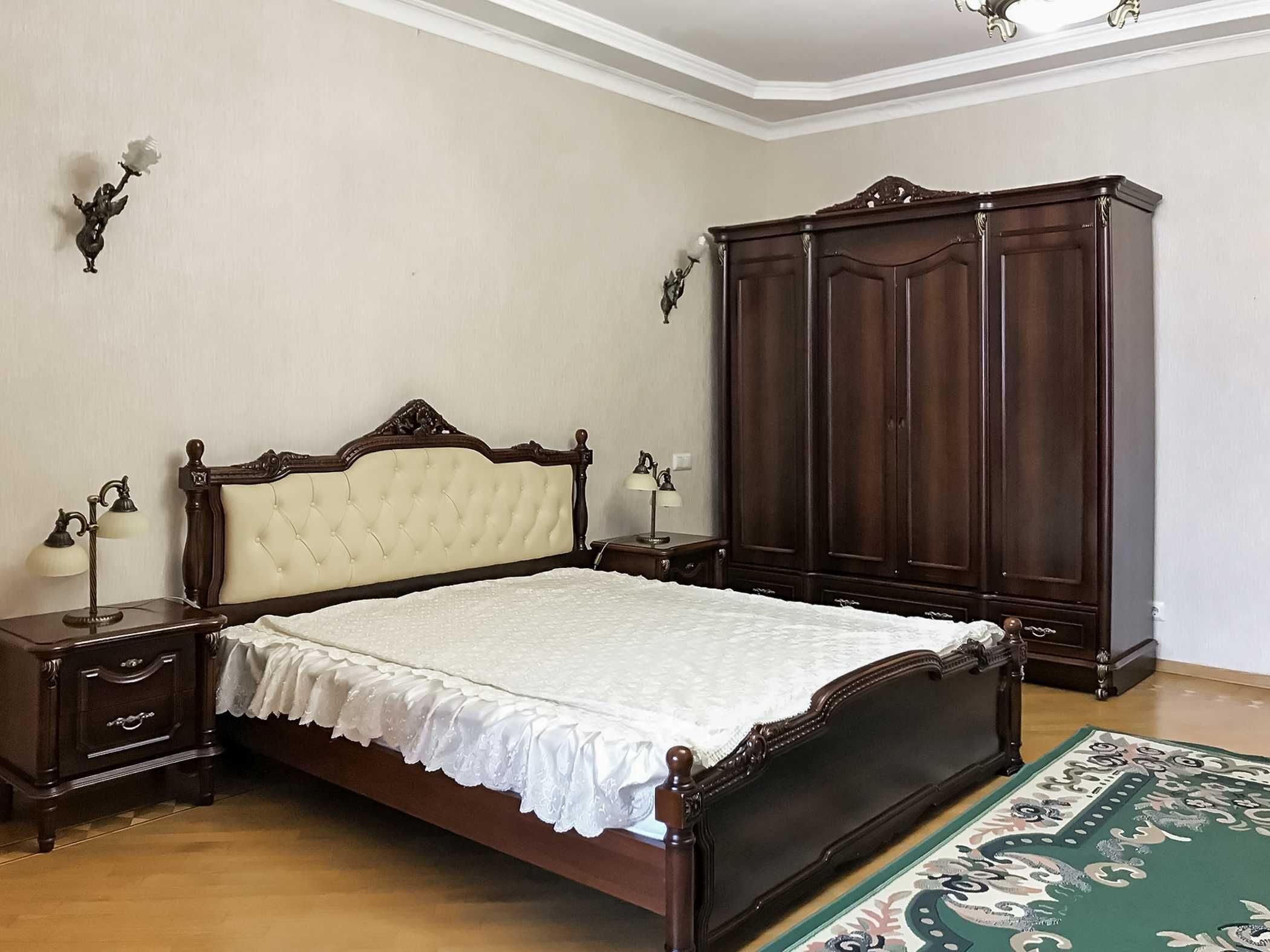 Оренда, Гусовського, 11/11, 3 кімн, 145м, ЖК «Введенський», Печерськ