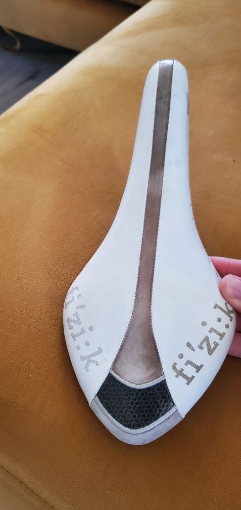 siodełko Fizik Arione Carbon Cx