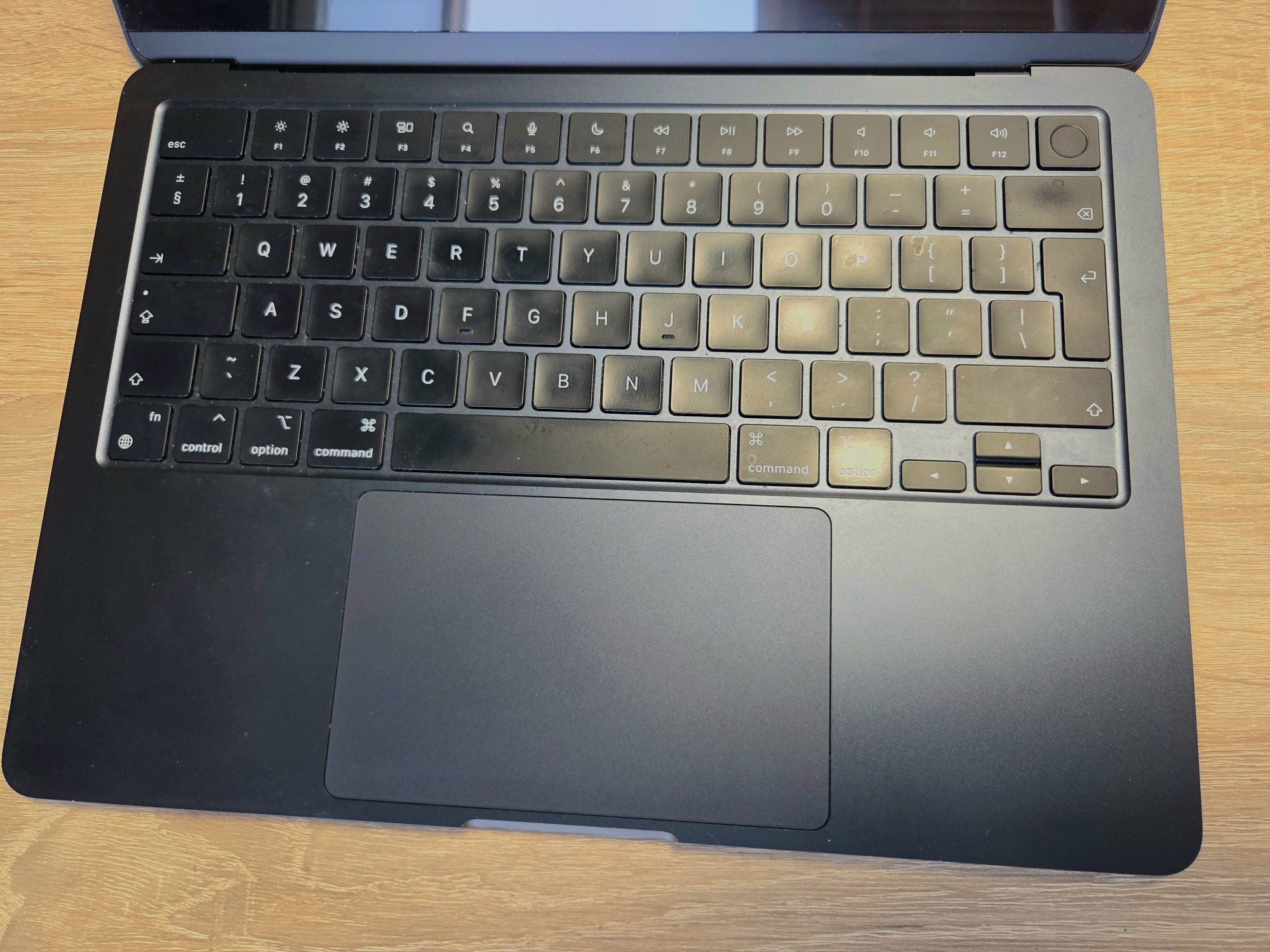 Macbook Air 13,6 model 2022 A2681 8/512GB