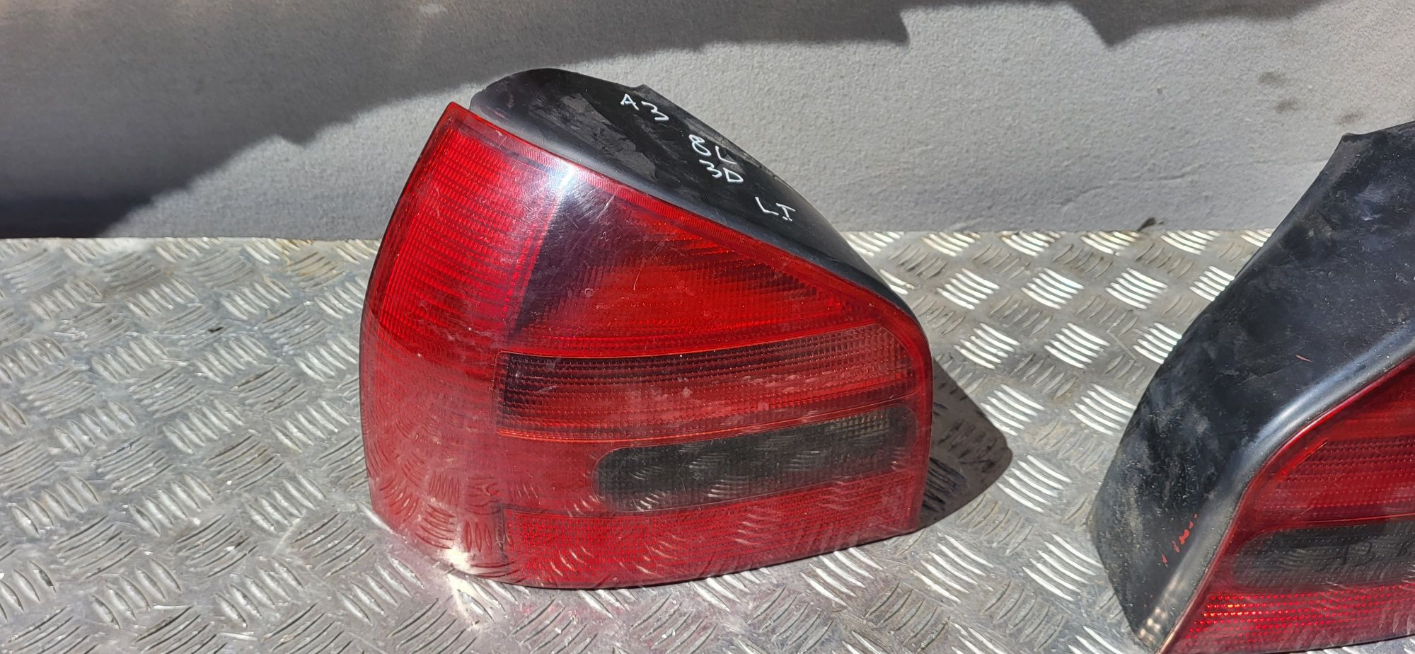 Lampa Lampy Tył lewa lub Prawa  Audi A3  8 L