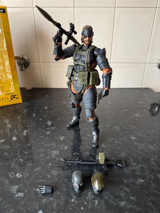 Figuras Metal Gear Solid - Play Arts Kai (Square Enix)