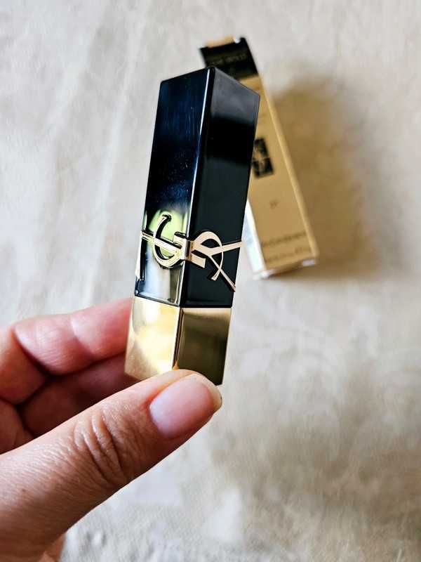 YSL Rouge pur couture  The bold 21