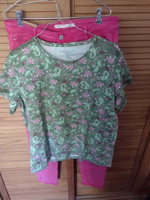 Conjunto de calça e t-shirt