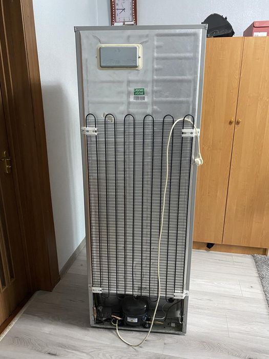 Продам морозильну камеру BEKO