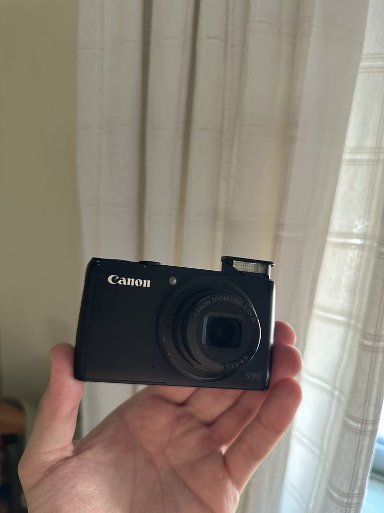 Canon Powershot S95 - Câmera Digital com Anel de Controlo