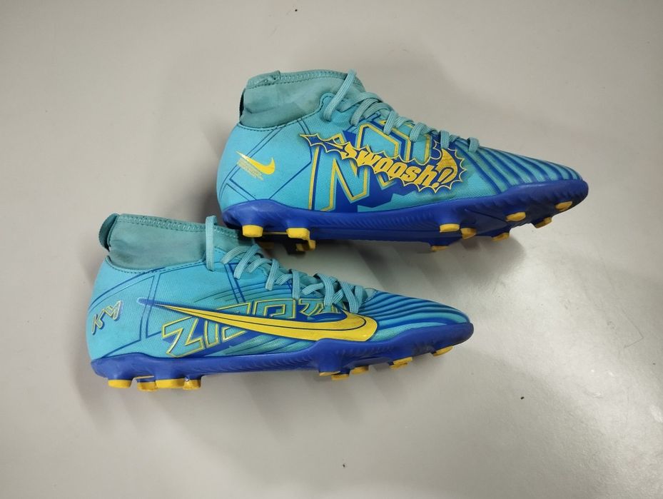 Chuteiras NIKE Mercurial