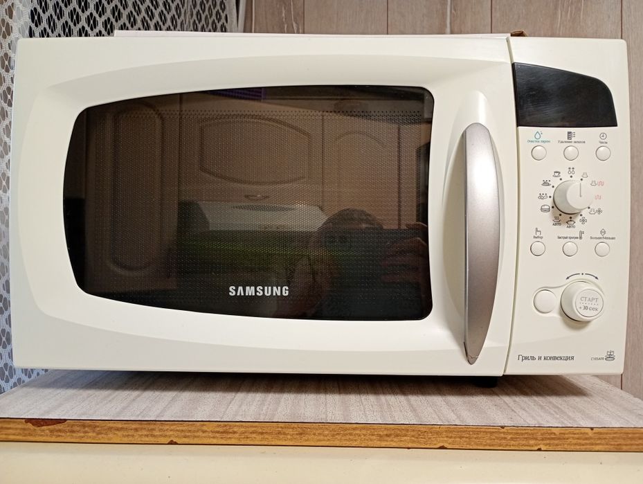 Мікрохвильова піч НЕробоча Samsung c105afr