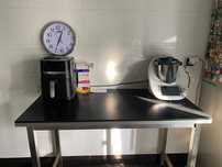 Mesa cozinha em metal preta