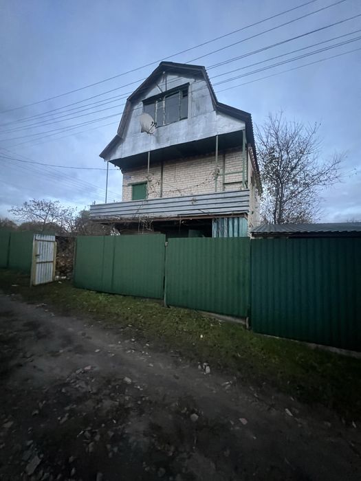 Продам будинок неподалік ресторану «ІІІ Рим»