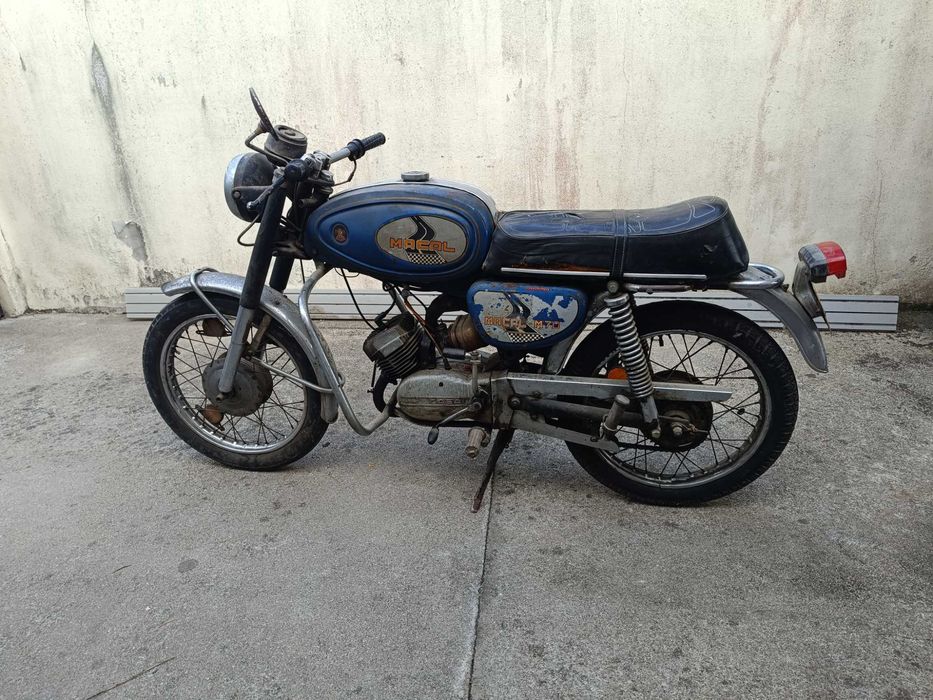 2 Motorizada Sachs Lotus e Macal M70