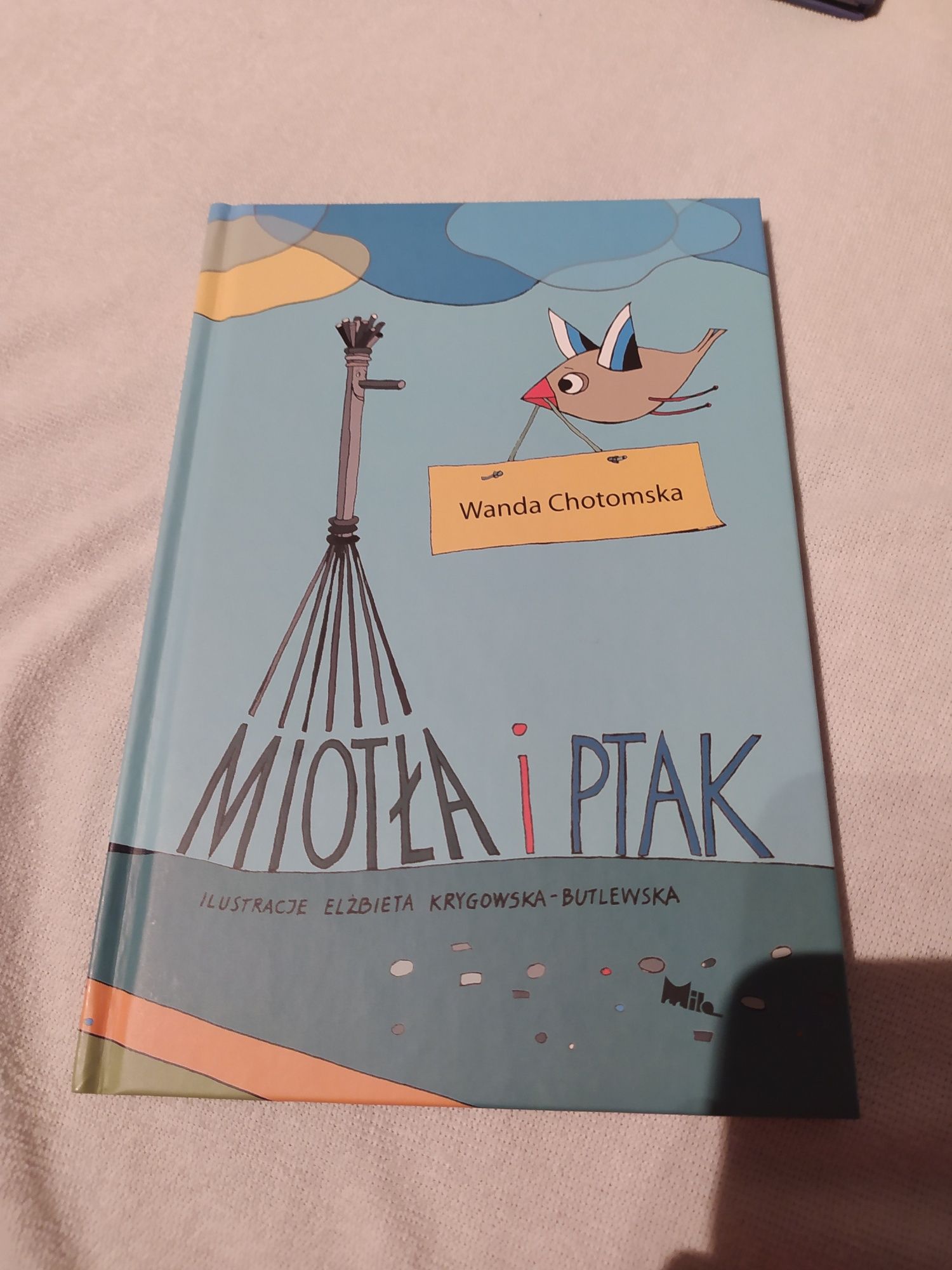 Książka "Miotła i ptak" Wanda Chotomska