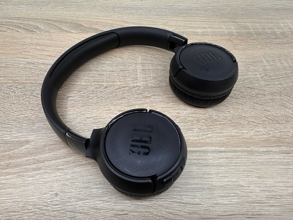 Słuchawki bezprzewodowe nauszne JBL Tune 520BT