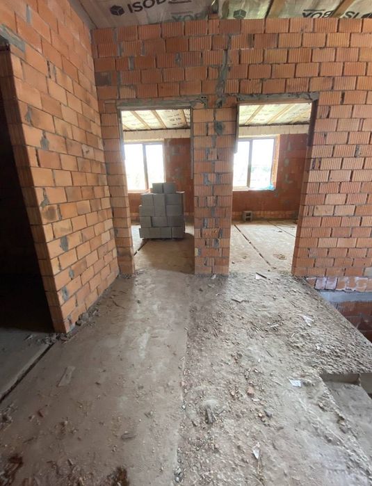 Продаж будинку на 5 сотках в Ірпені, закрите КМ, газ