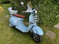 Skuter elektryczny E-scooter Retro 2022r nie Vespa