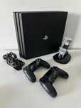 PlayStation 4 pro 1tb 2 pady dualshock 4