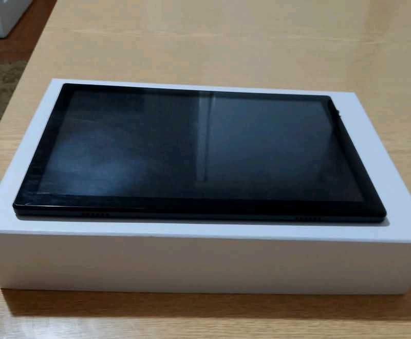 Продам планшет в гарному стані