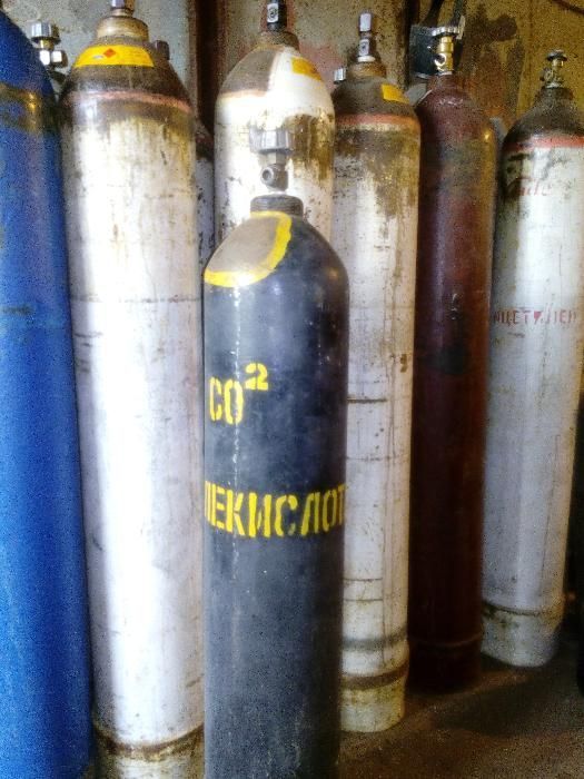 Продам баллоны Днепр  Пропан Кислородные Аргон СО2 MIX 1-4 Ацетилен