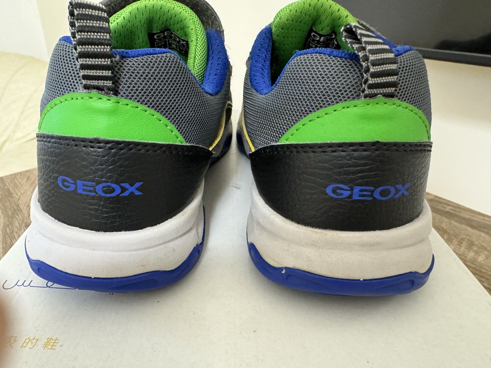 Кросівки ,мокасіни,туфлі для хлопчика Фірма Geox