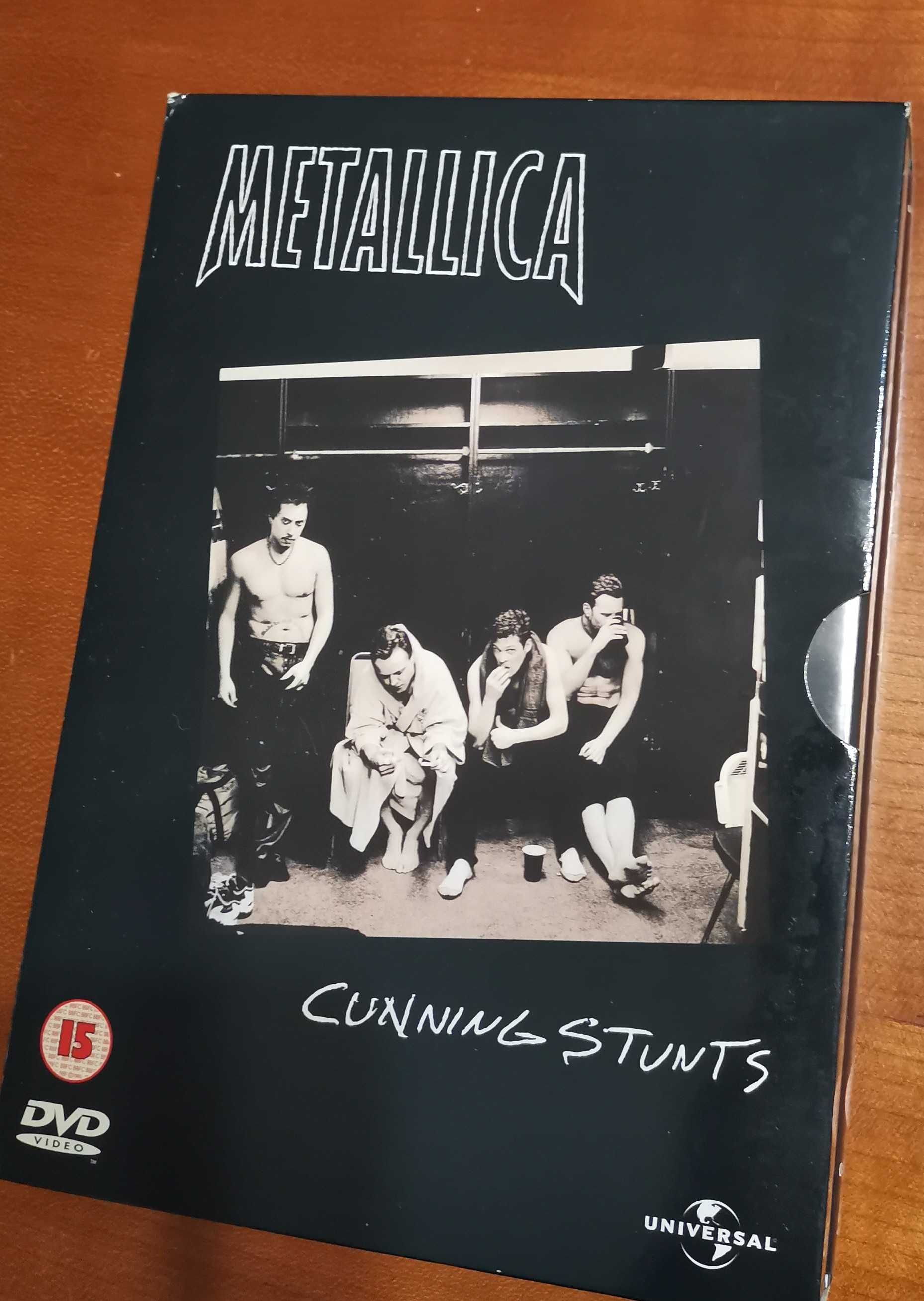 Metallica DVD Cunning Stunts Usado em bom estado