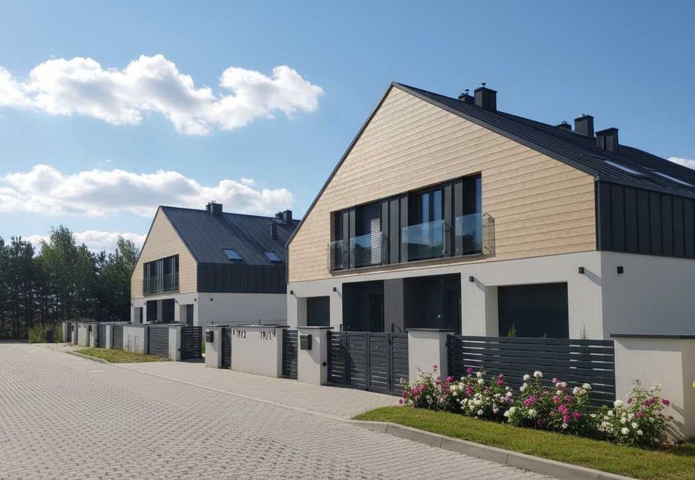 Dom w zabudowie bliźniaczej, bardzo blisko granicy Poznania