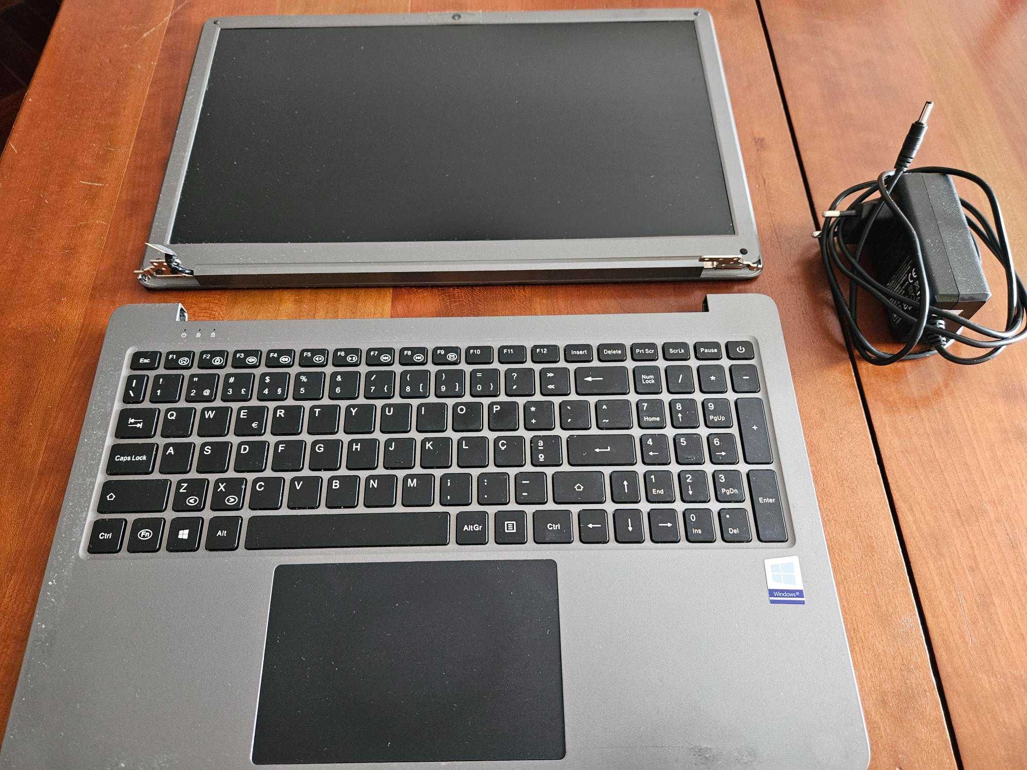 Portátil insys Celeron
